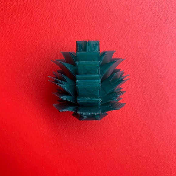 Pineapple Leaf Straw Toppers - Picture 3 of 10